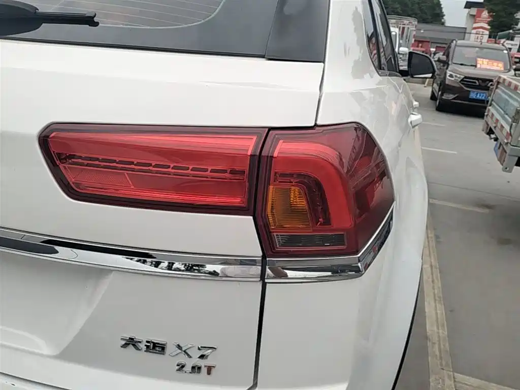 Zotye X7 2018 — фото 8