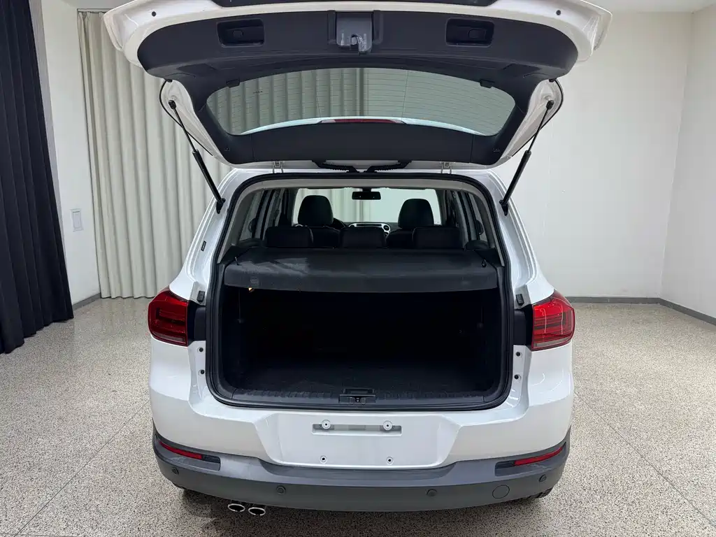 Volkswagen Tiguan 2017 — фото 30
