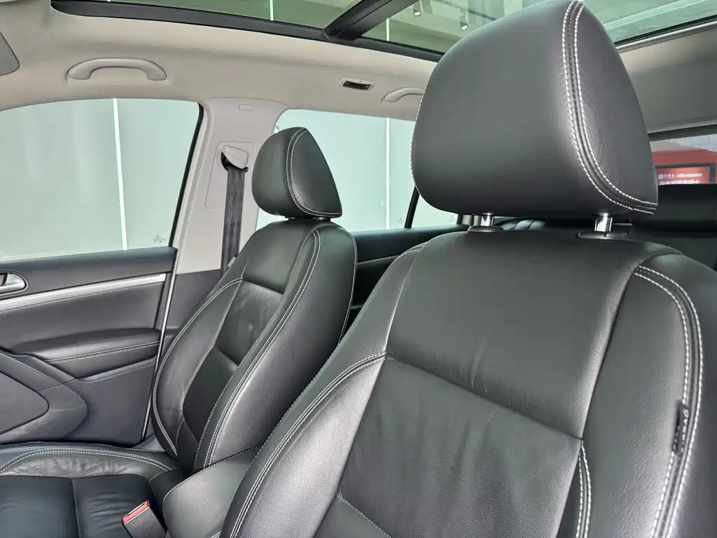 Volkswagen Tiguan 2017 — фото 38