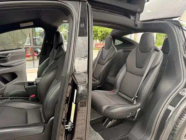 Tesla Model X 2017