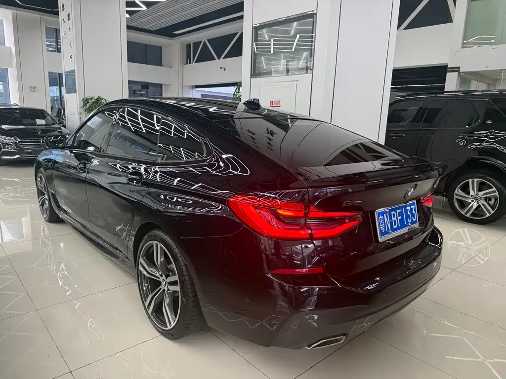 BMW 6 Series GT 2021 — фото 10