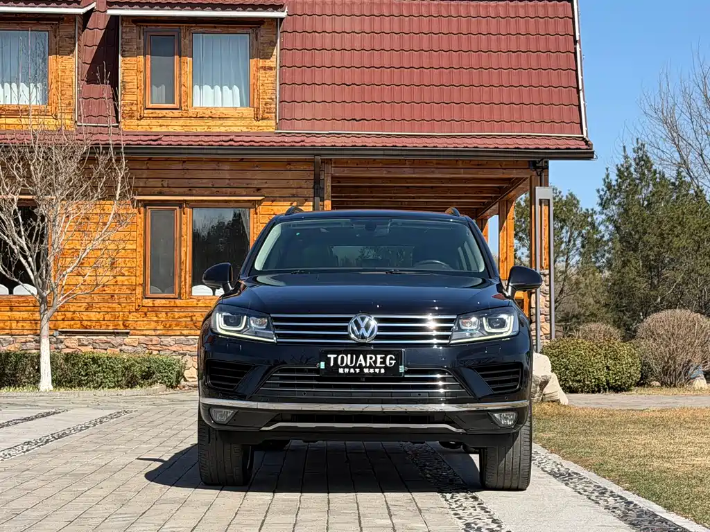 Volkswagen Touareg 2018 — фото 2
