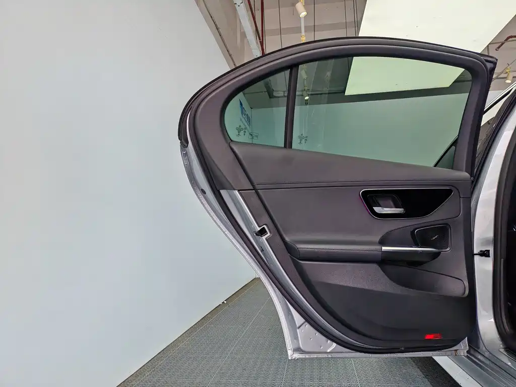 Mercedes-Benz C-Class 2021 — фото 14