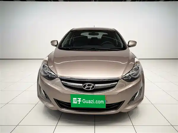 Hyundai Elantra Langdong 2012