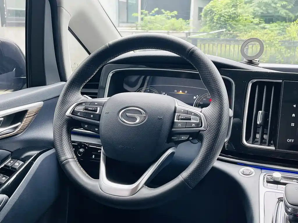 GAC Motor Trumpchi M8 2023 — фото 7