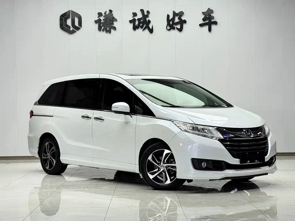 Honda Odyssey 2016 — фото 3