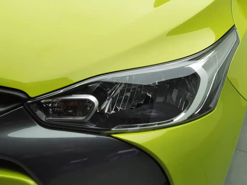 Toyota Yaris L 2019