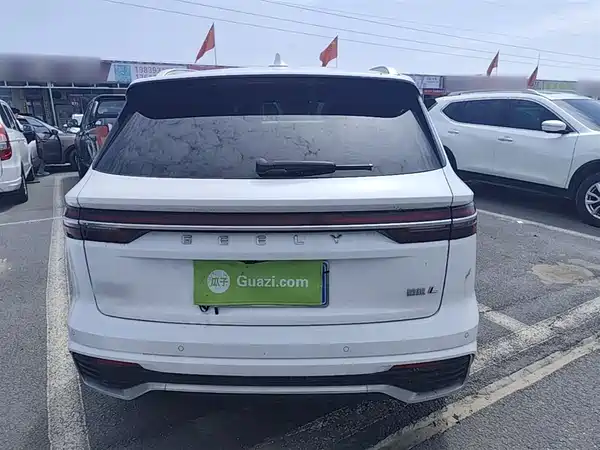 Geely Xingyue L 2021