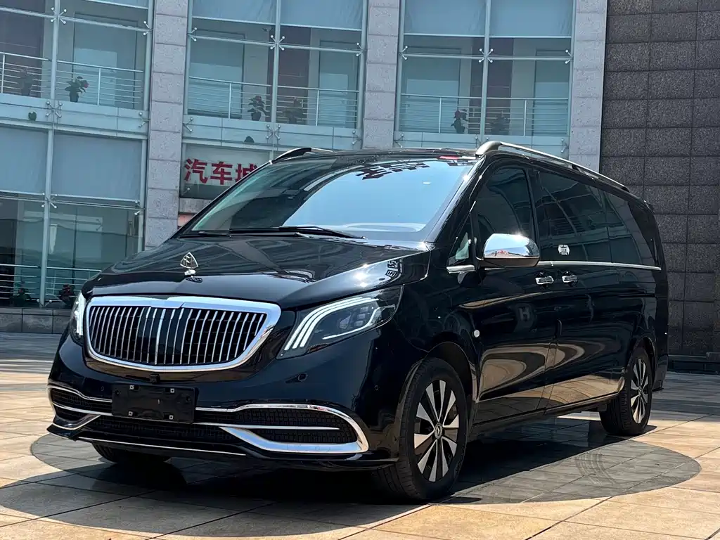 Mercedes-Benz Vito 2023 — фото 1