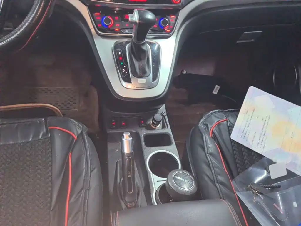 Haval H6 2015 — фото 14
