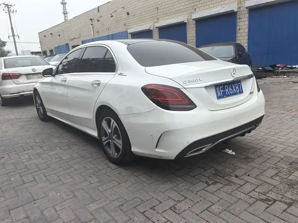 Mercedes-Benz C-Class 2020