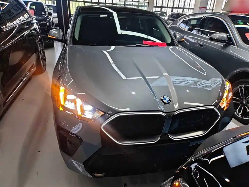 BMW X2 2025 — фото 3