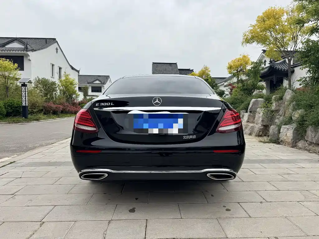 Mercedes-Benz E-Class 2020 — фото 14