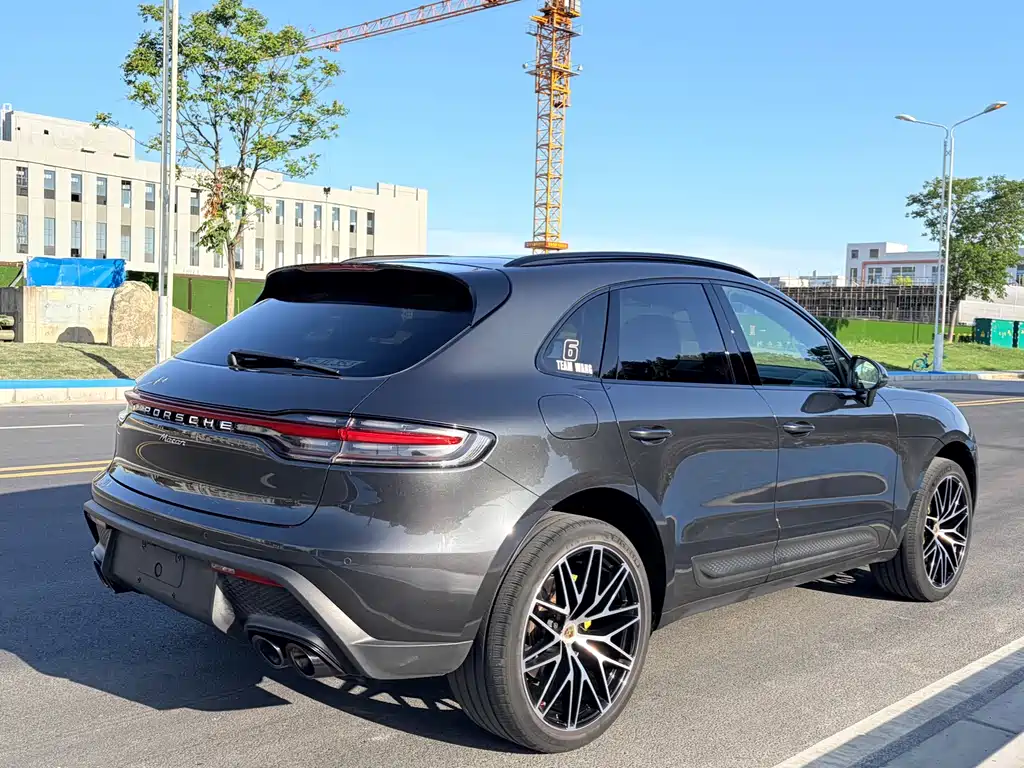 Porsche Macan 2022 — фото 5
