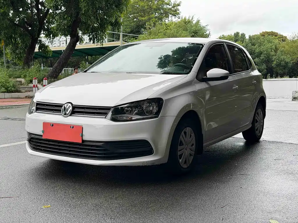 Volkswagen Polo 2017 — фото 1