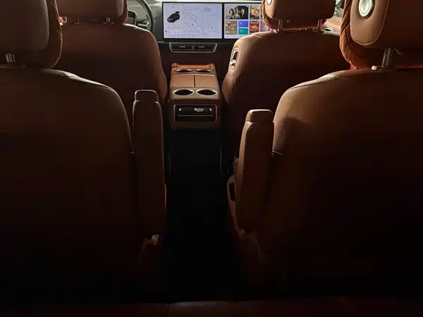 Li Auto L8 2023