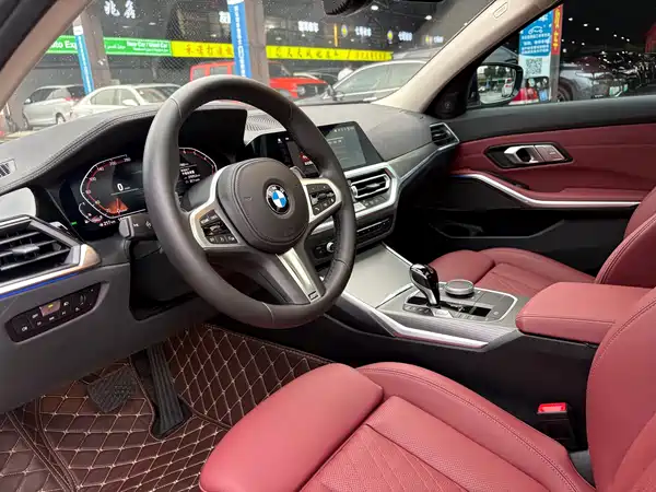 BMW 3 Series 2022