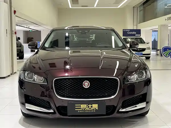Jaguar XFL 2017