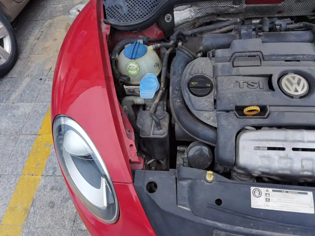 Volkswagen Beetle 2015 — фото 21