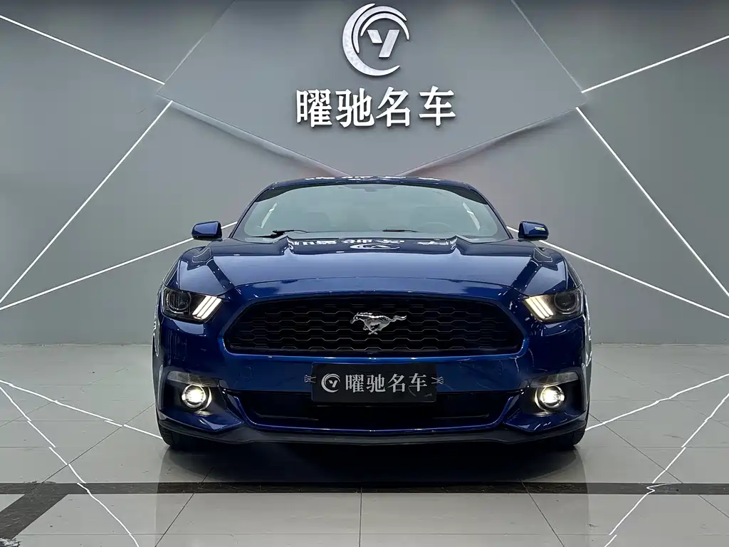 Ford Mustang 2020 — фото 2