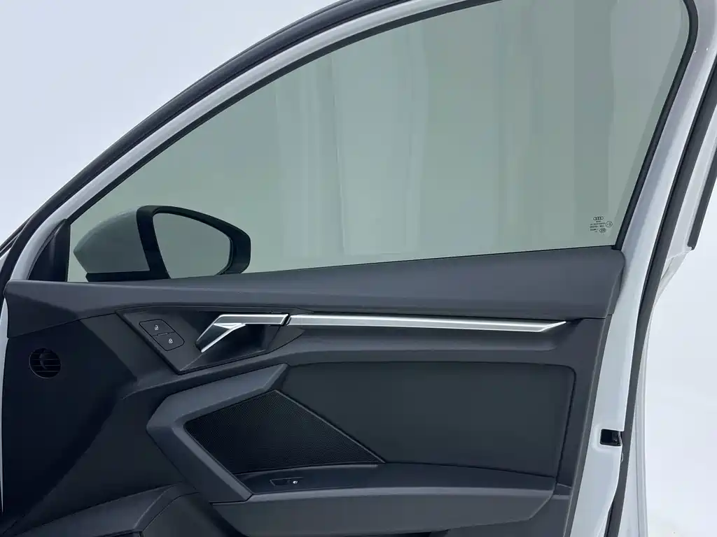 Audi A3 2022 — фото 25