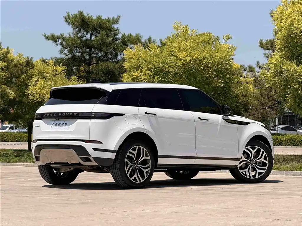 Land Rover Evoque 2024 — фото 26