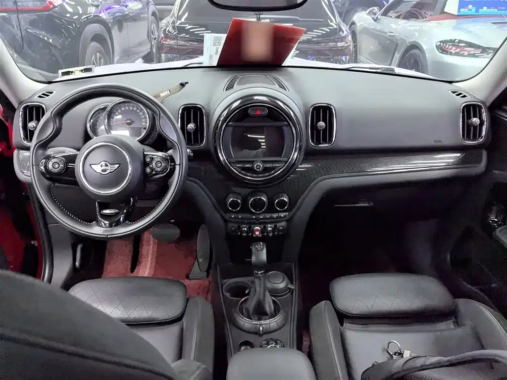 MINI Countryman 2017 — фото 10