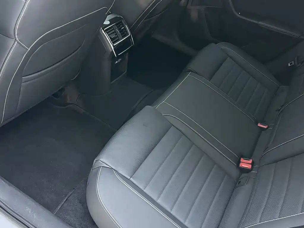Skoda Speedy 2023 — фото 25