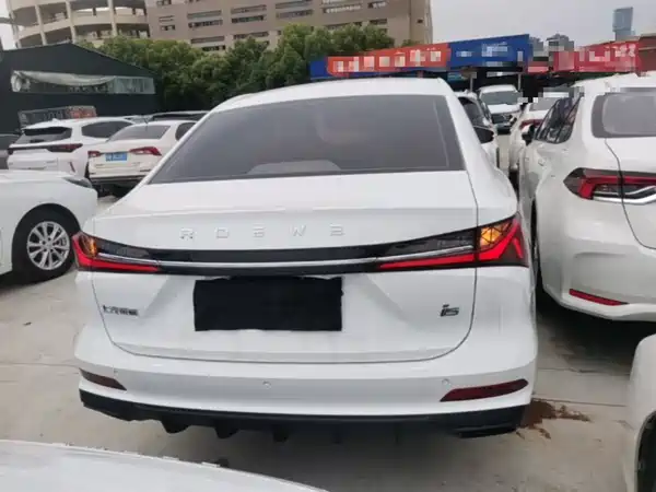 Roewe i5 2026