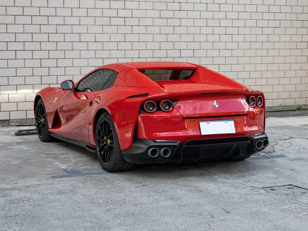 Ferrari 812 2022 — фото 6