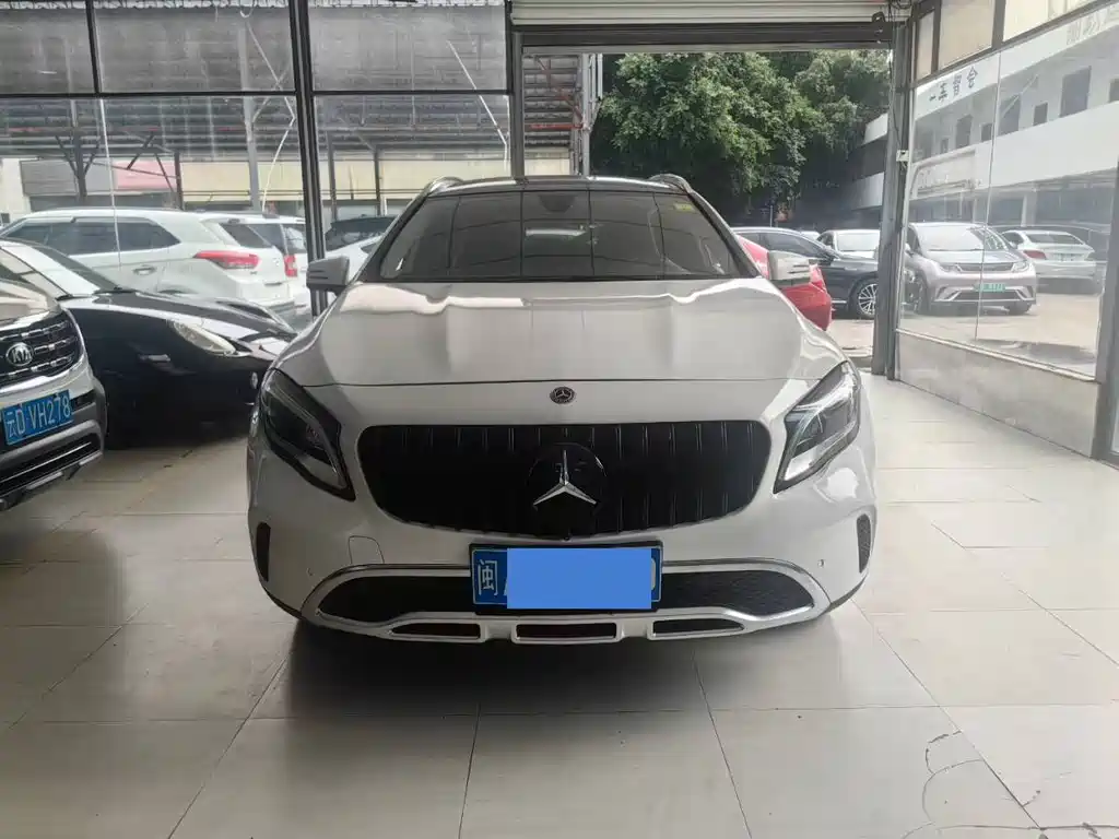 Mercedes-Benz GLA 2018