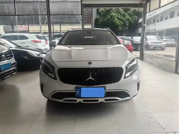 Mercedes-Benz GLA 2018