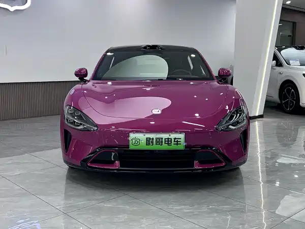Xiaomi SU7 2025