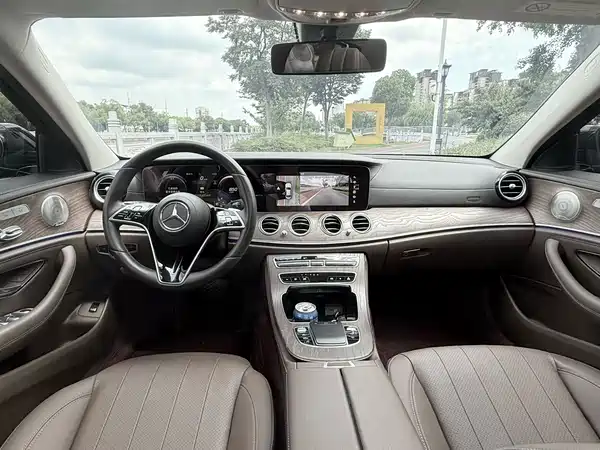 Mercedes-Benz E-Class 2021