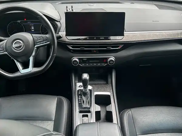 Nissan Teana 2023