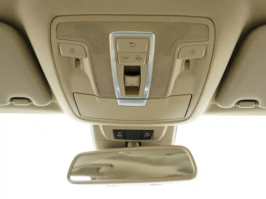 Mercedes-Benz M-Class 2015 — фото 17