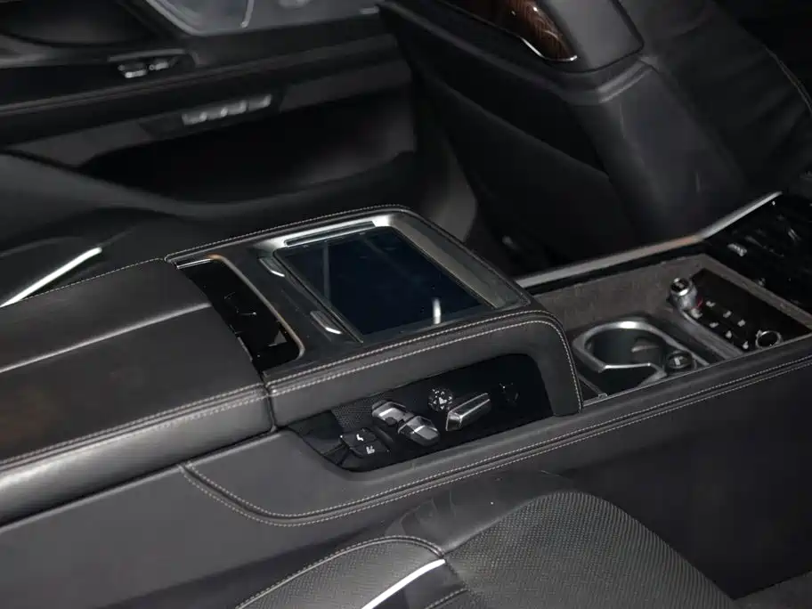 BMW 7 Series 2016 — фото 13