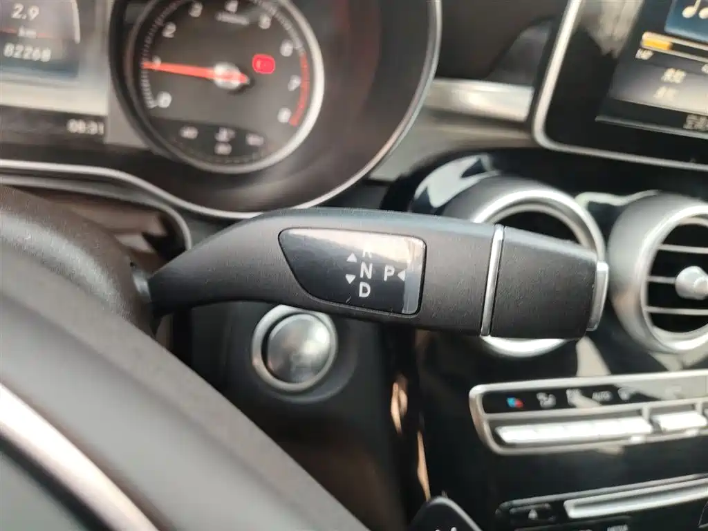Mercedes-Benz GLC 2019 — фото 10