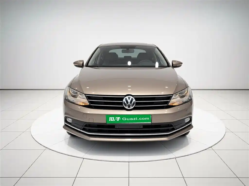 Volkswagen Sagitar 2017 — фото 3