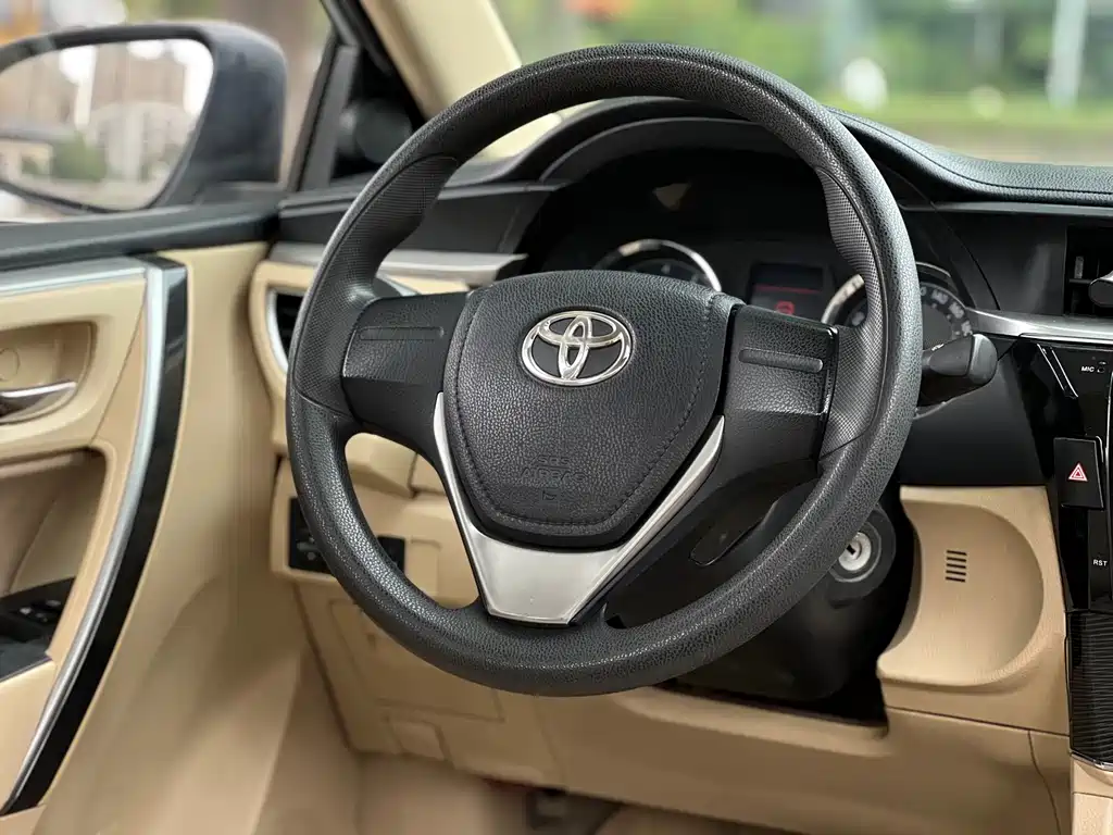 Toyota Corolla 2016 — фото 11