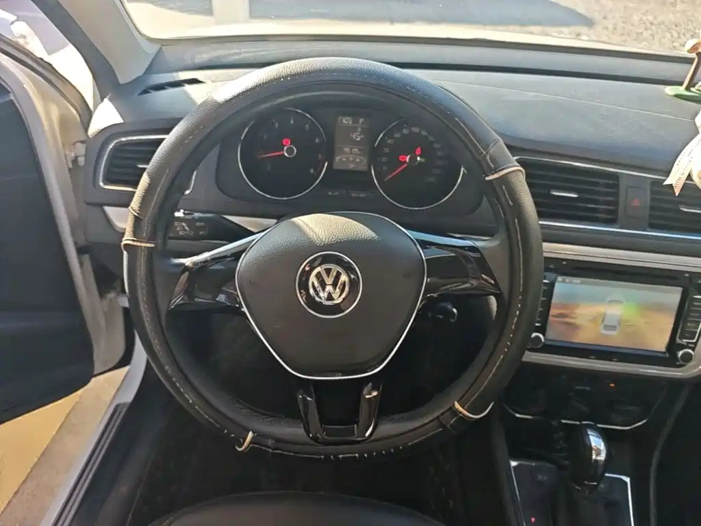 Volkswagen Gran Lavida 2015 — фото 11