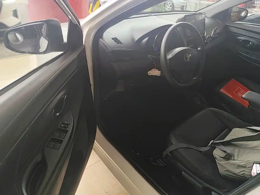 Toyota Vios 2016 — фото 16