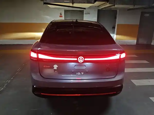Volkswagen ID.7 VIZZION 2025