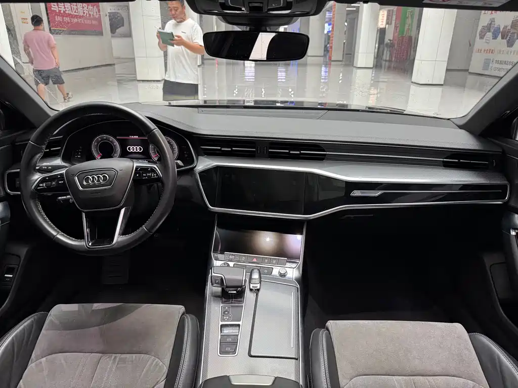 Audi A6L 2020 — фото 15