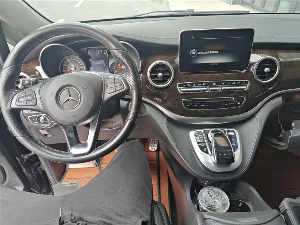 Mercedes-Benz V-Class 2020 — фото 3