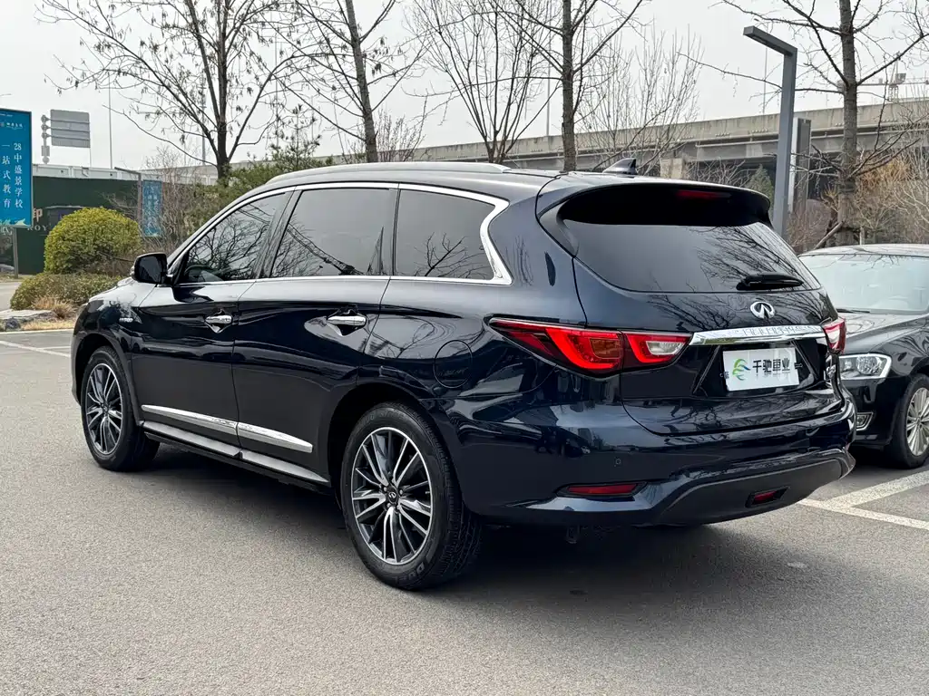 Infiniti QX60 2018 — фото 17