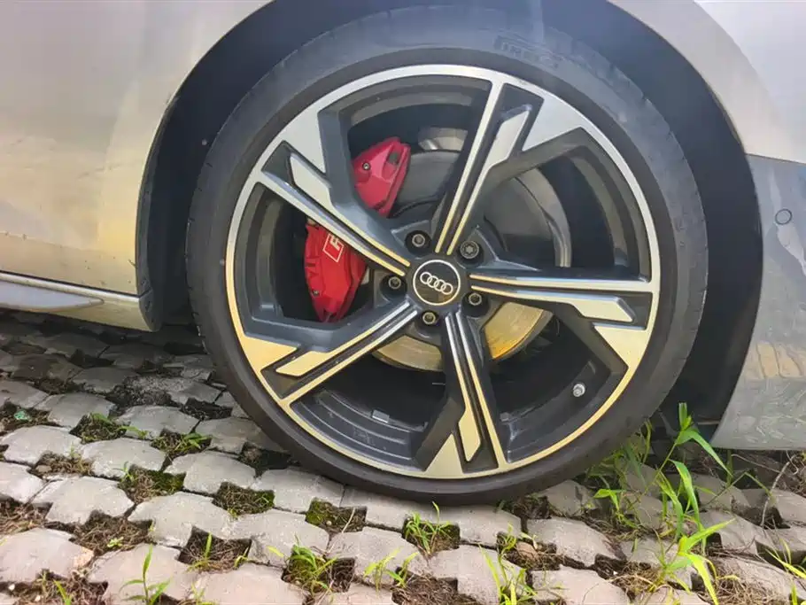 Audi A4L 2022