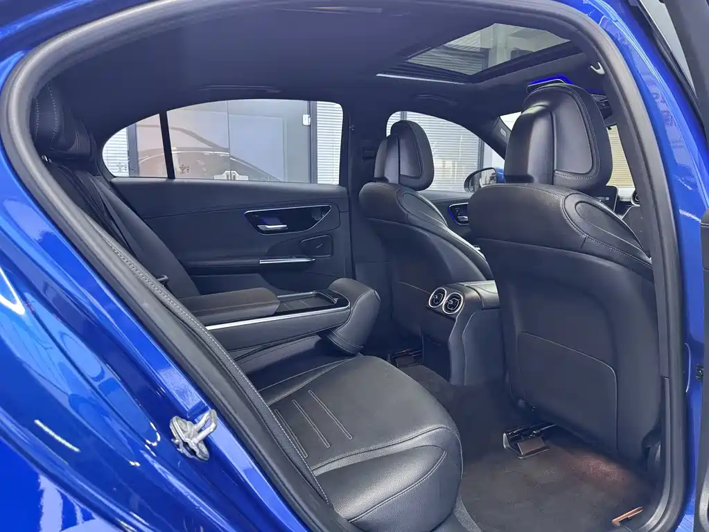 Mercedes-Benz C-Class 2022 — фото 15