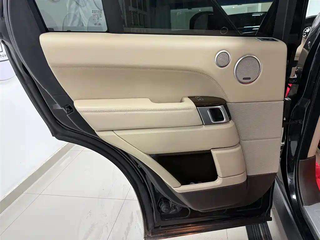 Land Rover Range Rover 2017 — фото 20