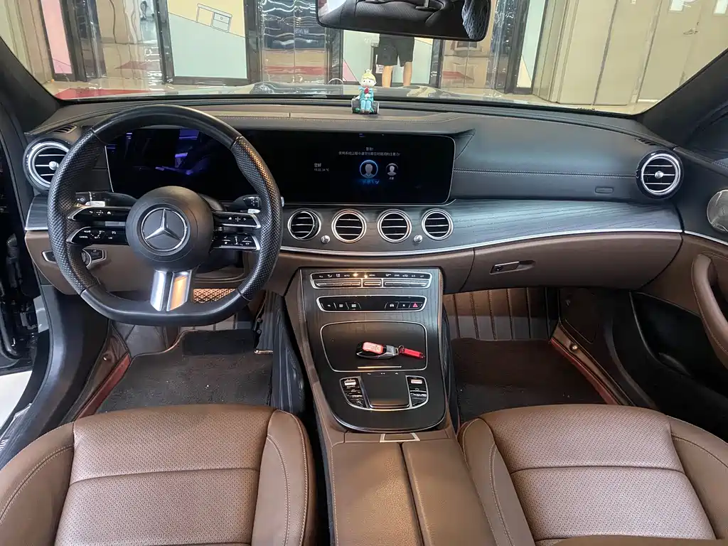 Mercedes-Benz E-Class 2023